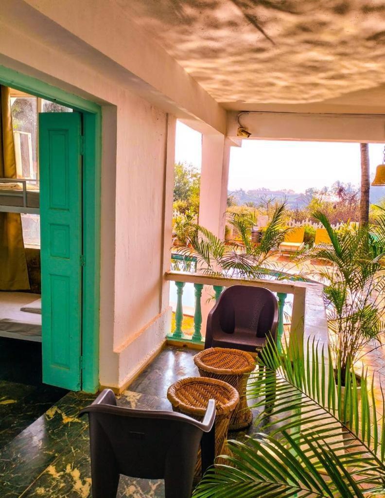 Hotel Turquoiise House Morjim Exterior foto