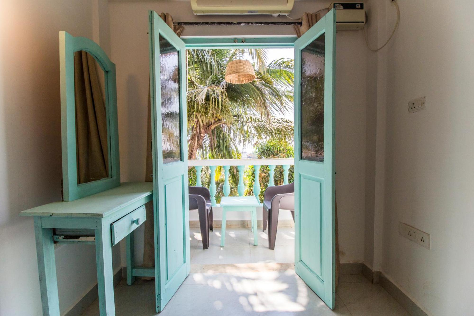 Hotel Turquoiise House Morjim Exterior foto